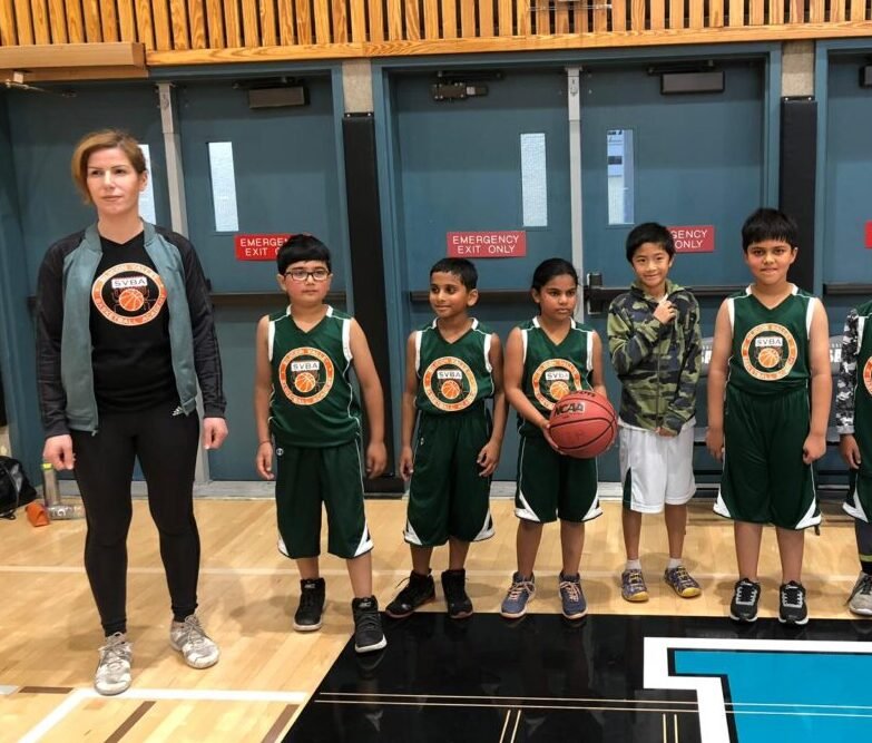 SVBA basketball player in uniform